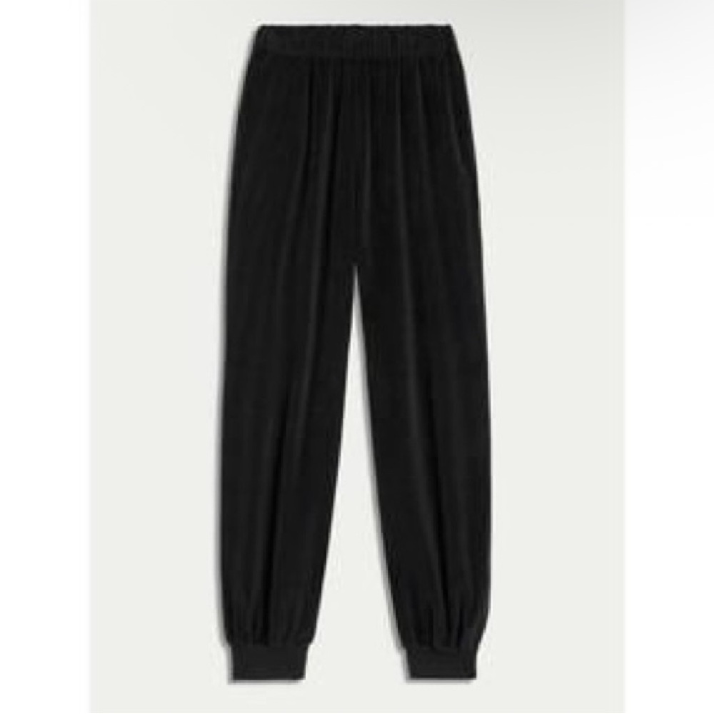 Suzie Kondi Patmos Pocket Pants in Black Velour